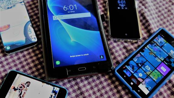 Symbolbild: Smartphone, Tablet und Co.