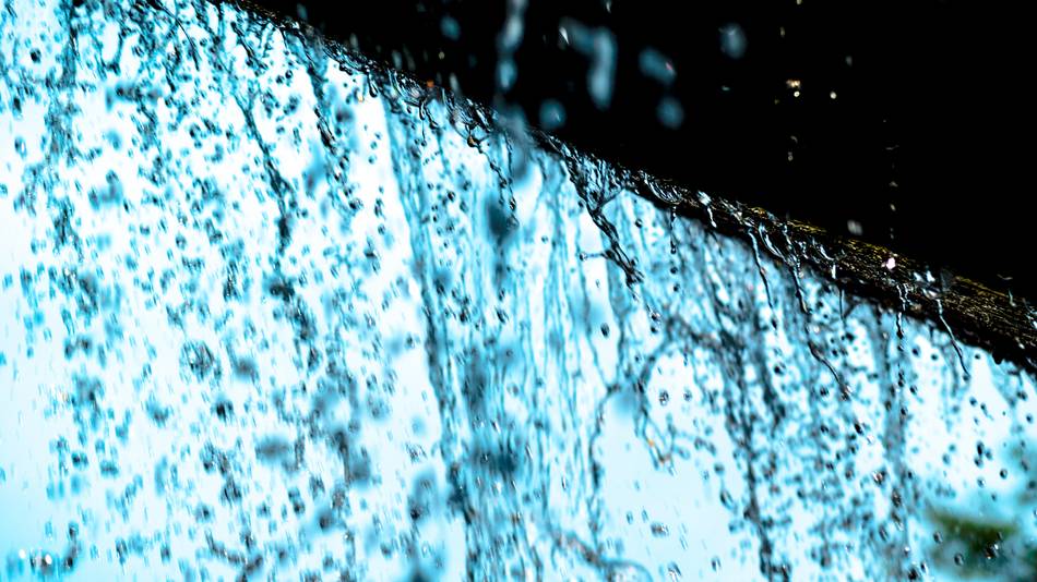 Starkregen und Überschwemmungen Symbolbild: Regen