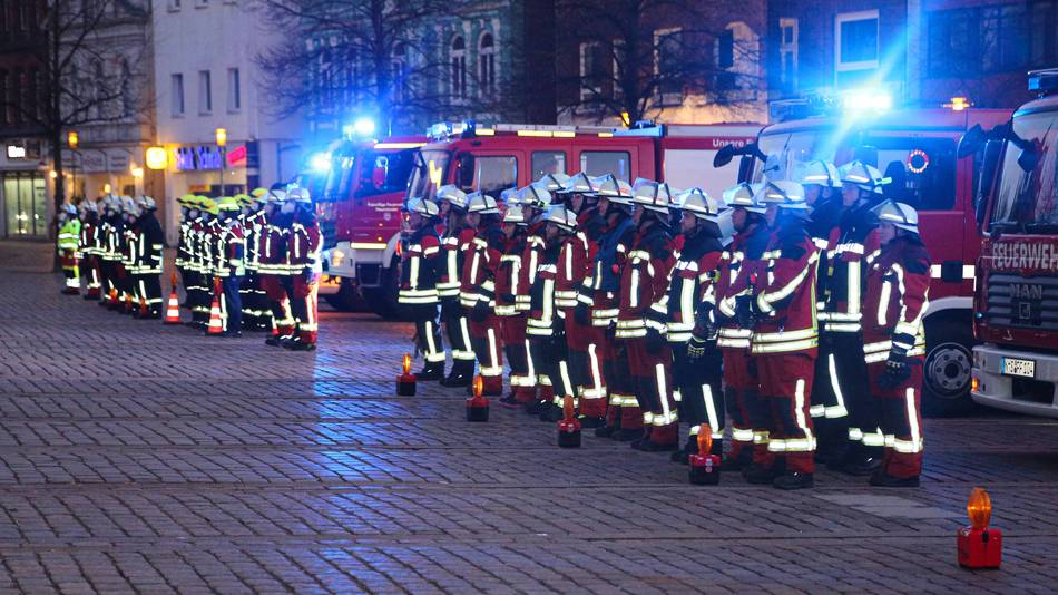 Feuerwehren setzten ein Zeichen der Solidarität mit der Ukraine.